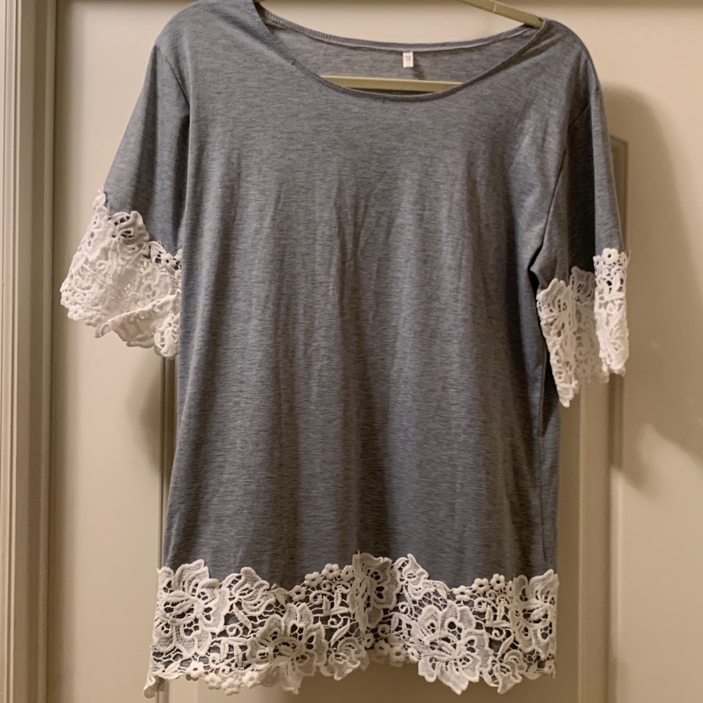 Women’s Shein Top - XL - Grey w/ White Lace